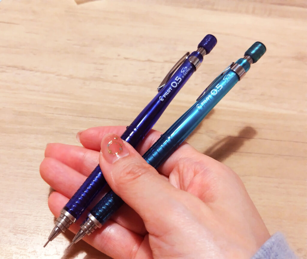 ブルーとグリーンのパイロットS3